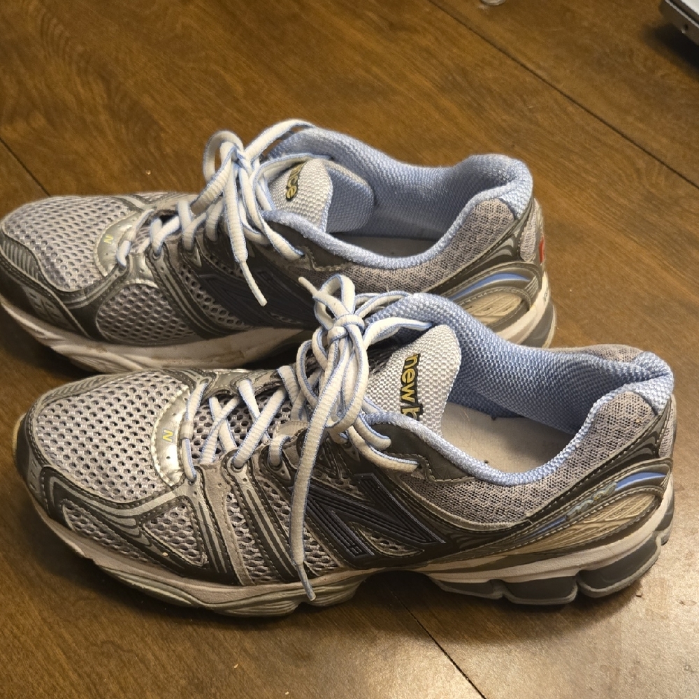 New Balanve Women's Athletic Running Shoes - Gray